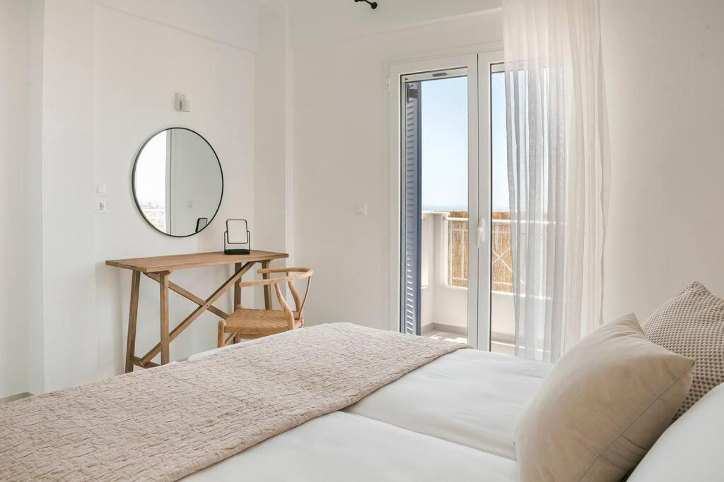 Lourdas White Villa Lourdata  Ngoại thất bức ảnh